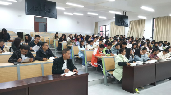 抓规范、强教研、提质量——德赢VWIN马克思主义学院多行动提高思政课教学质量